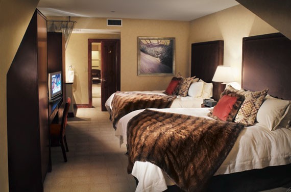48293-luxury-hotel